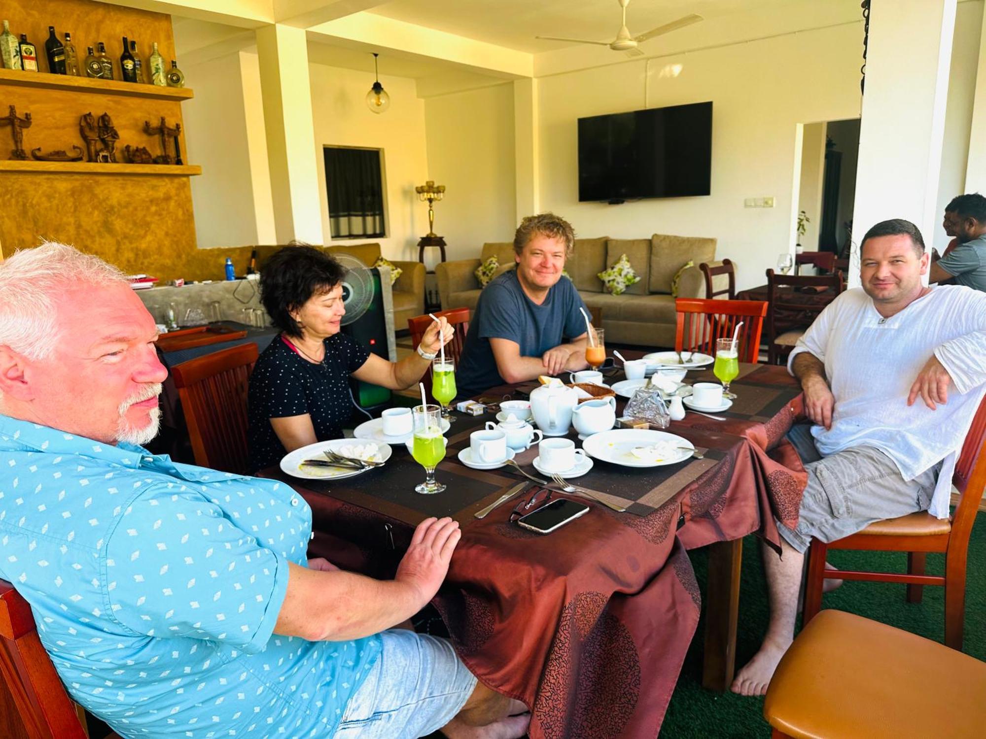 St Claire'S Green Negombo Hotel & Hostels מראה חיצוני תמונה